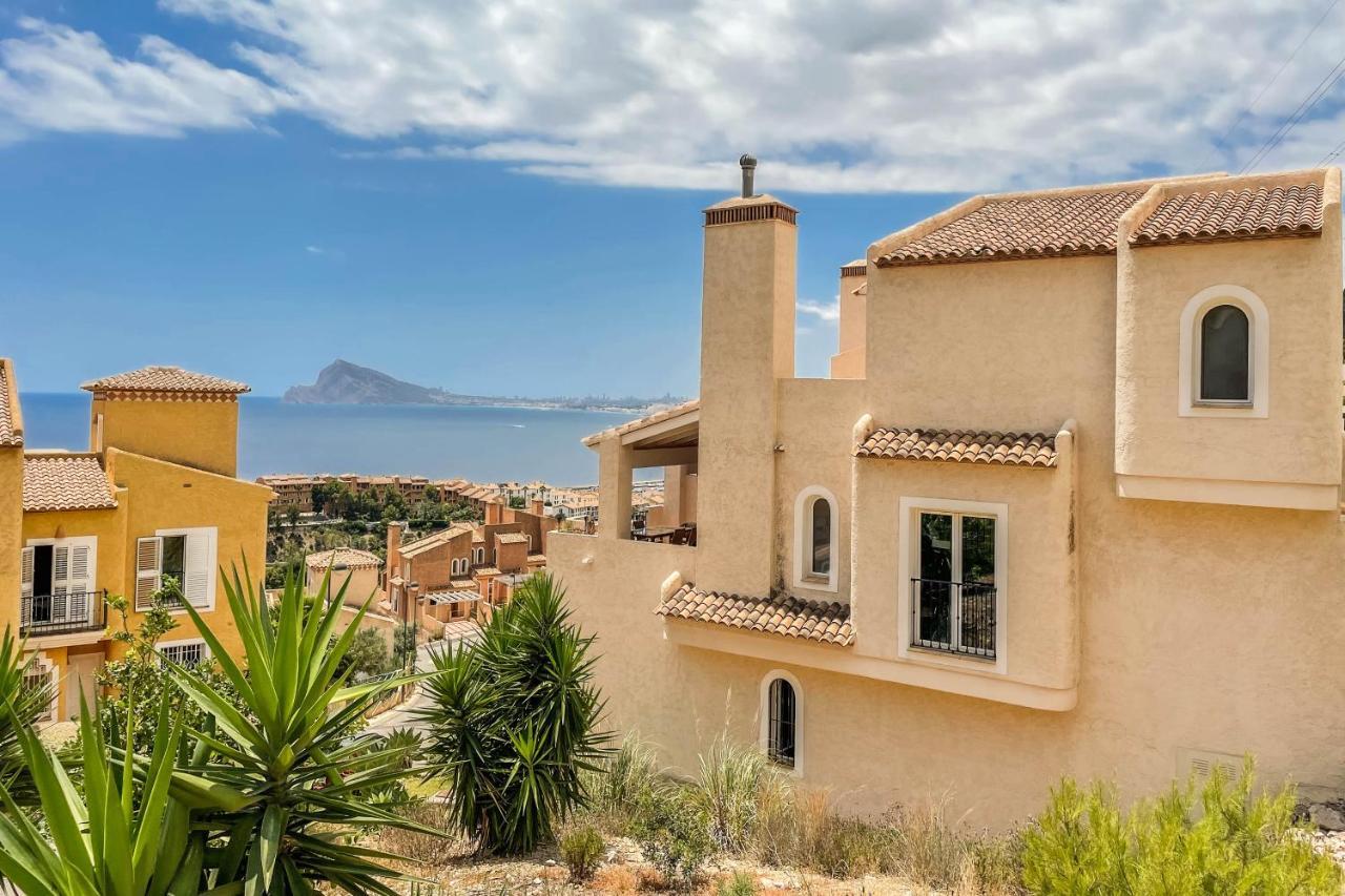 Charming Townhouse With Sea Views & Pool In Altea Villa Calpe Buitenkant foto