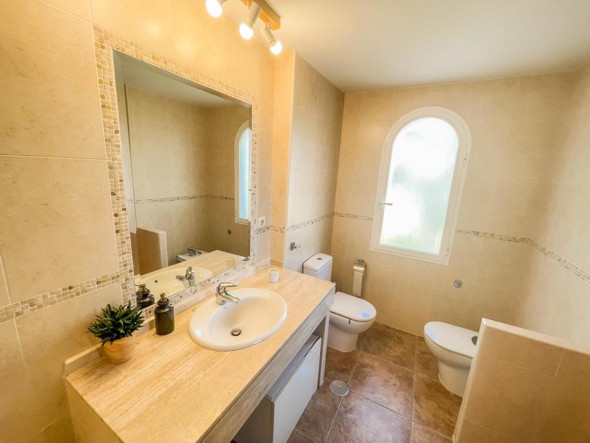 Charming Townhouse With Sea Views & Pool In Altea Villa Calpe Buitenkant foto