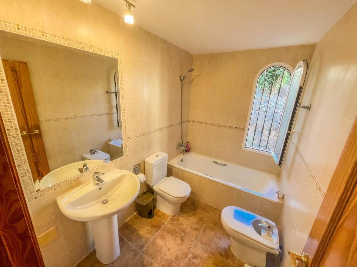 Charming Townhouse With Sea Views & Pool In Altea Villa Calpe Buitenkant foto