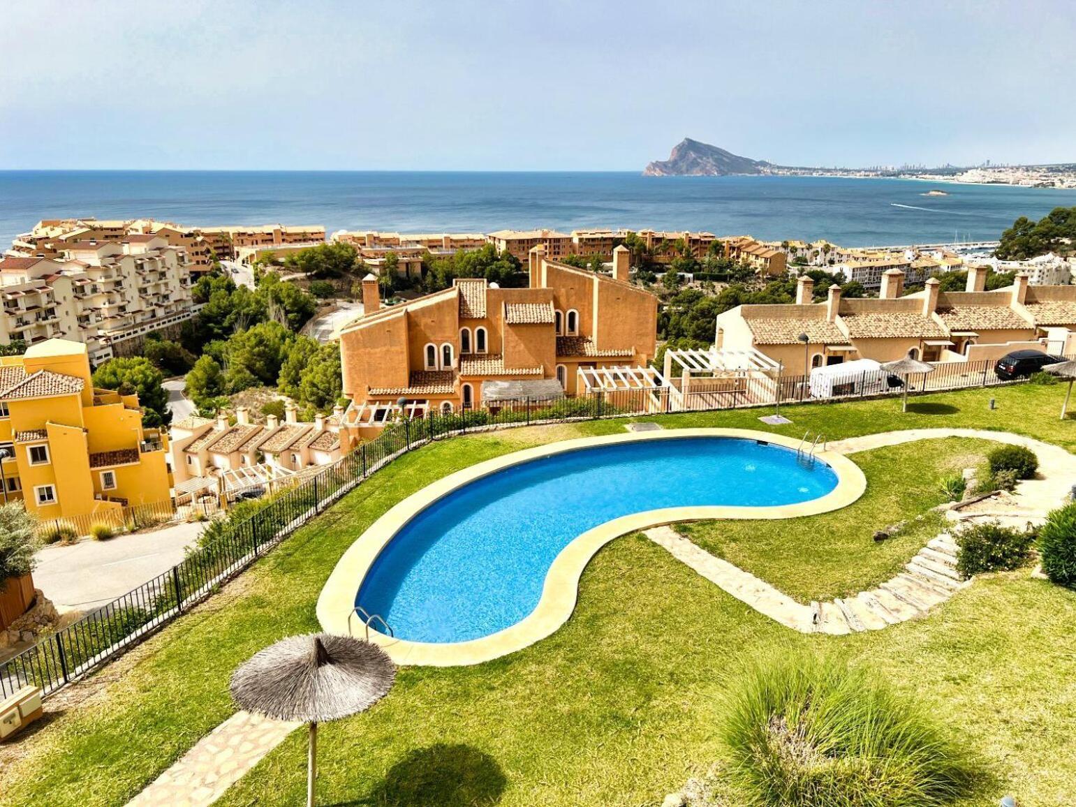 Charming Townhouse With Sea Views & Pool In Altea Villa Calpe Buitenkant foto